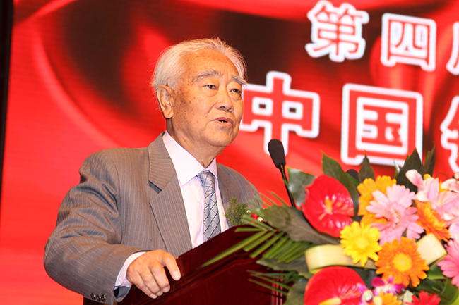 4 唐玉林研究员发表获奖感言.JPG